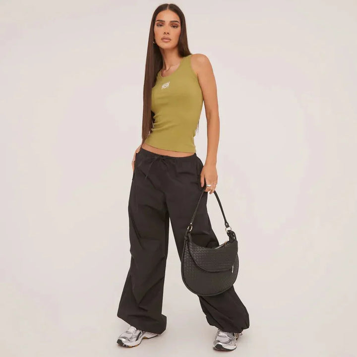 Drune | Geripptes Tanktop mit zarter Stickerei
