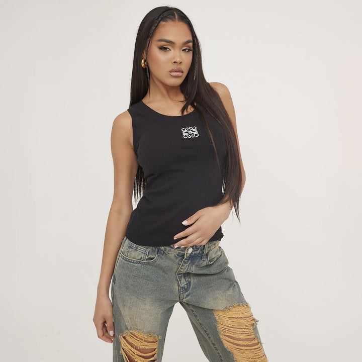 Drune | Geripptes Tanktop mit zarter Stickerei