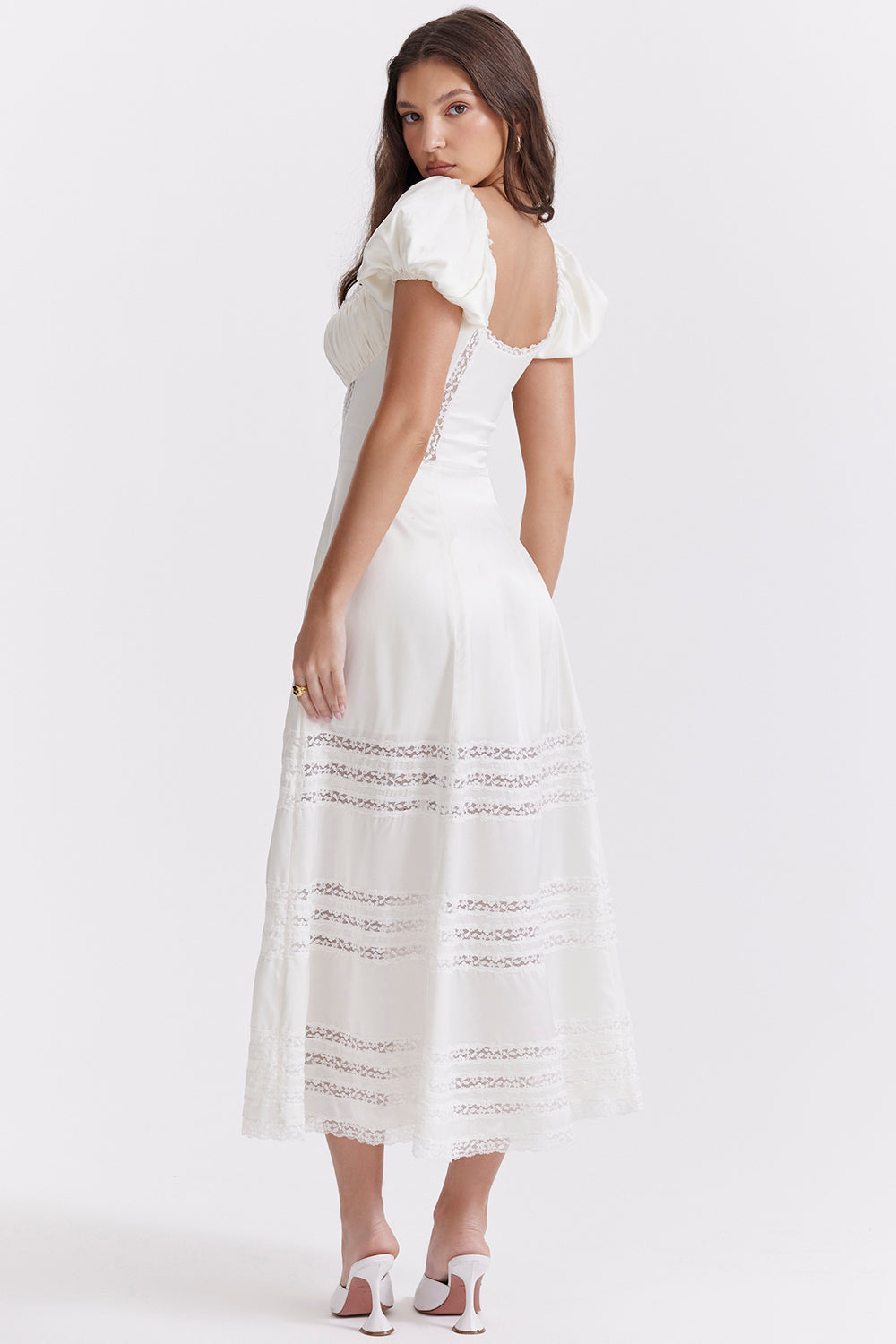 Drune | Elfenbeinfarbendes Kleid aus Echtem Seide mit Puffärmeln