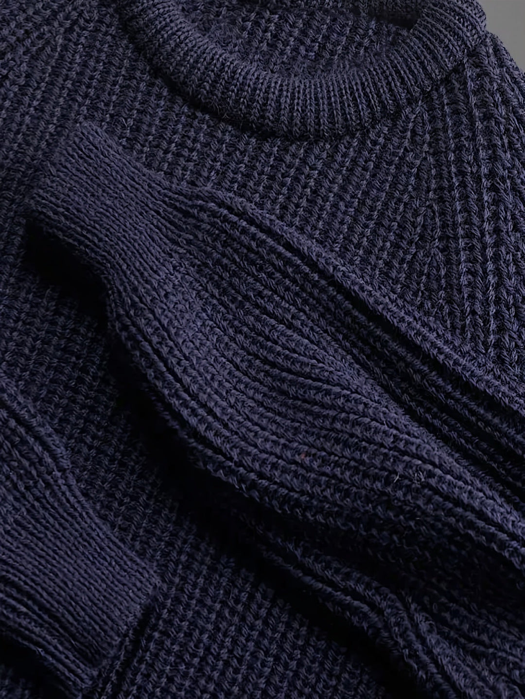 Drune | Dicke Strickjacke Im Robusten Design Wolle Wärme und Komfort