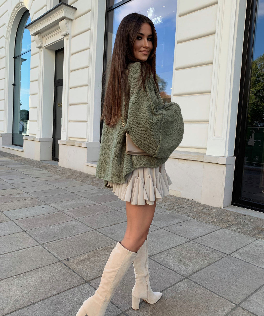Drune | Cozy, oversized cardigan in soft khaki