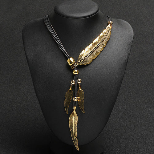 Drune | Goldene Feder Halskette Im Boho Stil
