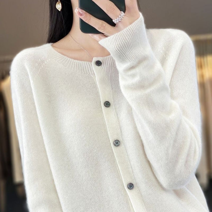 Drune | Merino Wollstrickjacke Mit Rundhalsausschnitt Und Langen Ärmeln