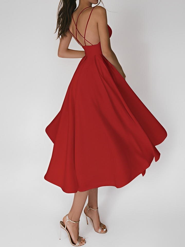 Drune | Ein Leichtes Kleid mit Zarten Spaghettiträgern