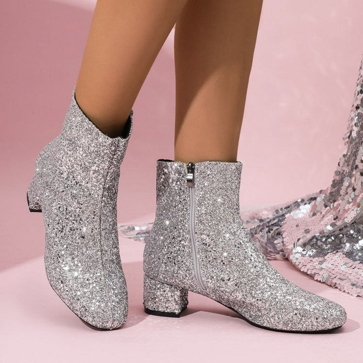 Drune | Modische Stiefelette mit Blockabsatz und Seitlichem Reißverschluss