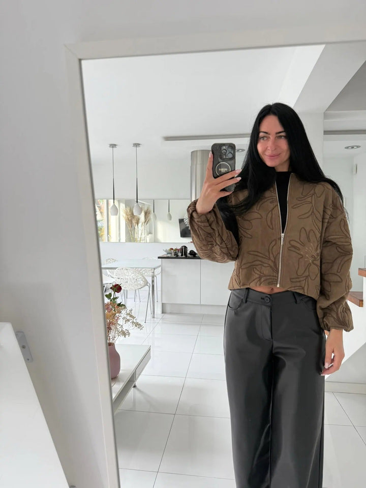 Drune | Bomberjacke mit Wildlederstruktur und Stickerei