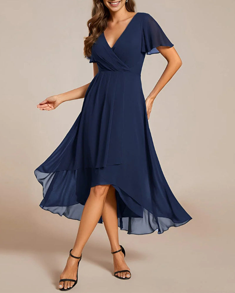 Drune | Kleid mit V-Ausschnitt und Rüschenärmeln