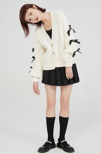 Drune | Modischer Strick-Cardigan mit Schleifen-Details
