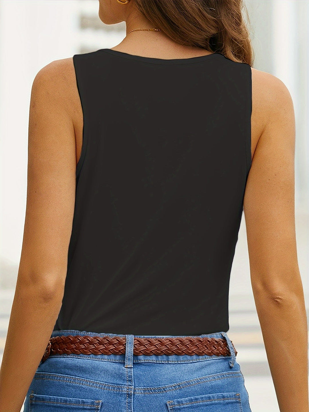 Drune | Tank Top mit V-Ausschnitt und Wellenschliff Stilvoll und Bequem für Den Sommer