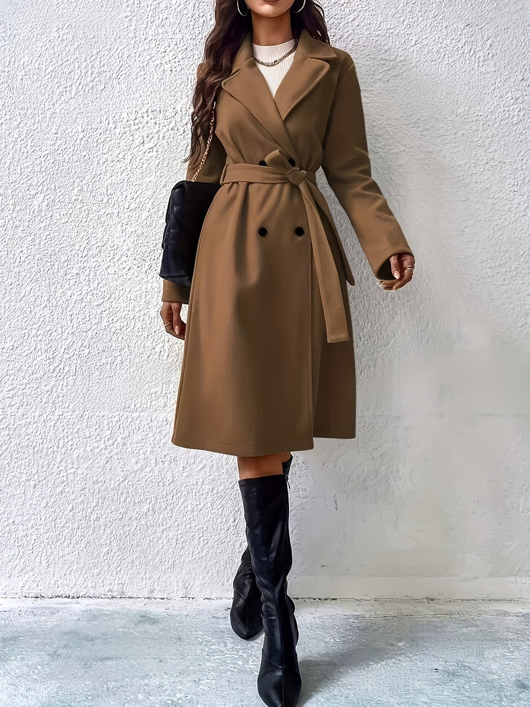 Drune | stilvolle lange Damenjacke mit Bindegürtel und Knopfdetails