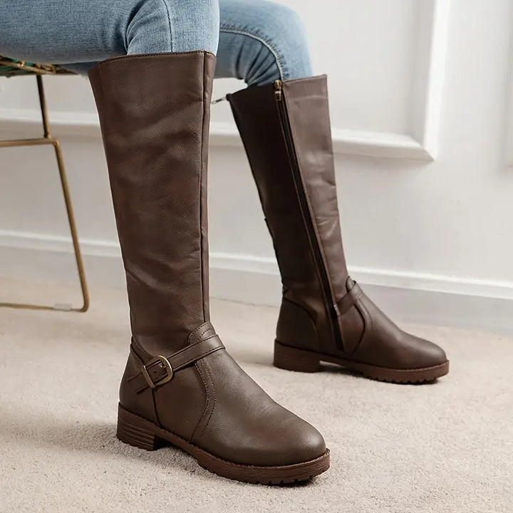 Drune | Reitstiefel für Frauen mit breiter Wade