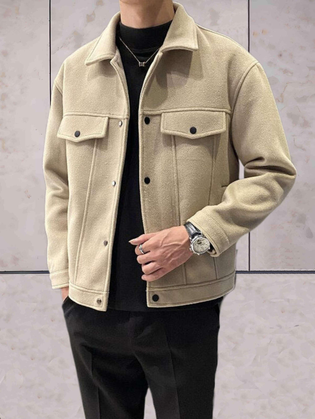 Drune | Einfache Jacke Mit Knopfverschluss Und Brusttaschen