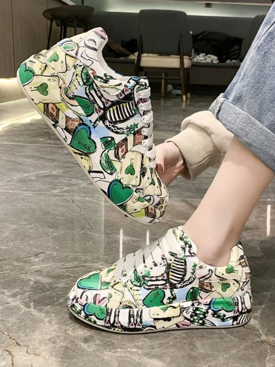 Drune | Lässige Sneakers im Graffiti-Stil für Frauen