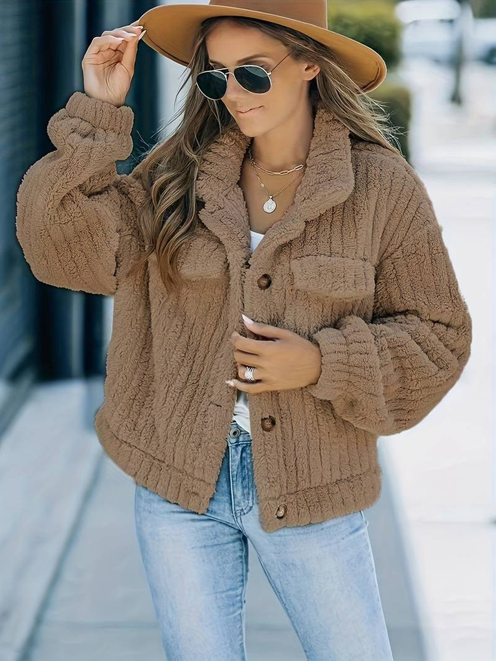 Drune | Damen Kunstpelzjacke - Oversized Schnitt - Reverskragen - Knopfverschluss - Warm & Gemütlich