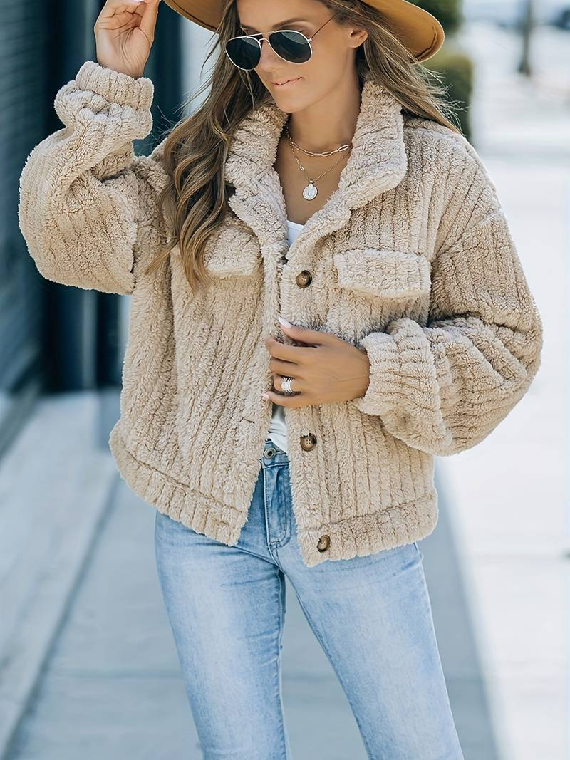 Drune | Damen Kunstpelzjacke - Oversized Schnitt - Reverskragen - Knopfverschluss - Warm & Gemütlich
