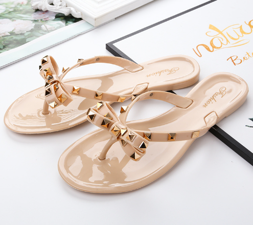 Drune Nieten-Schleifenknoten Flip-Flops Sandalen