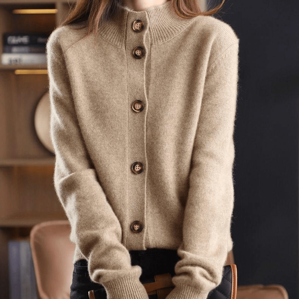 Drune | Bequemer Gestrickter Damencardigan Mit Kragen Und Knöpfen