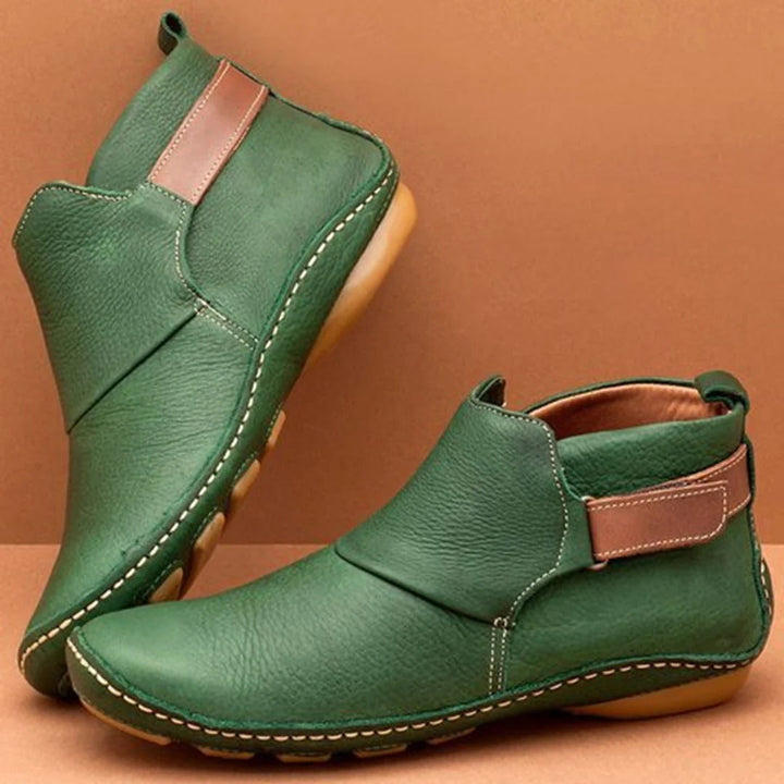 Drune | Stiefeletten - Glattleder - Runde Spitze - Riemen-Detail - Lässige Passform