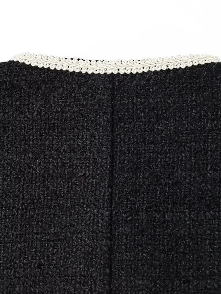 Drune | Kurze Damenjacke mit Schmuckknöpfen