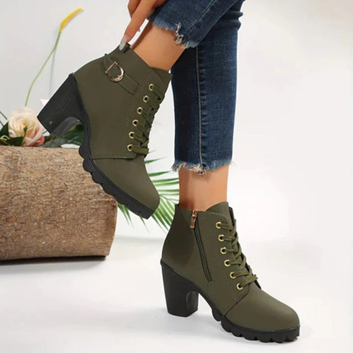 Drune | Stiefeletten - Chunky-Sohle Blockabsatz - Schnürung mit Reißverschluss und Schnallen-Detail
