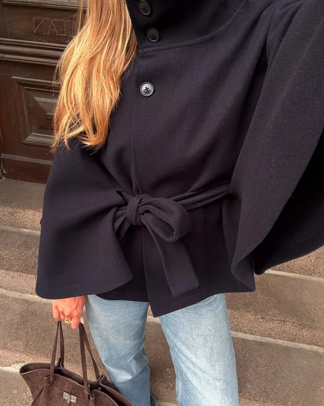 Drune | Hochkragen Gürteltaschen Cape Jacke Knopf Umhängemantel