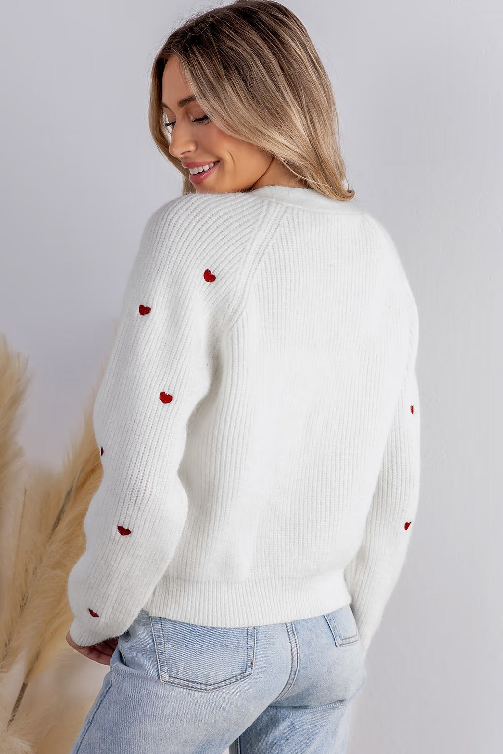 Drune | Zeitlose Strickjacke mit klassischem V-Ausschnitt