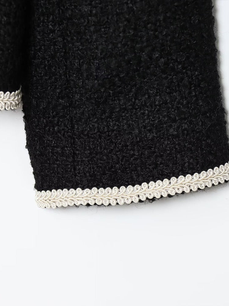 Drune | Kurze Damenjacke mit Schmuckknöpfen