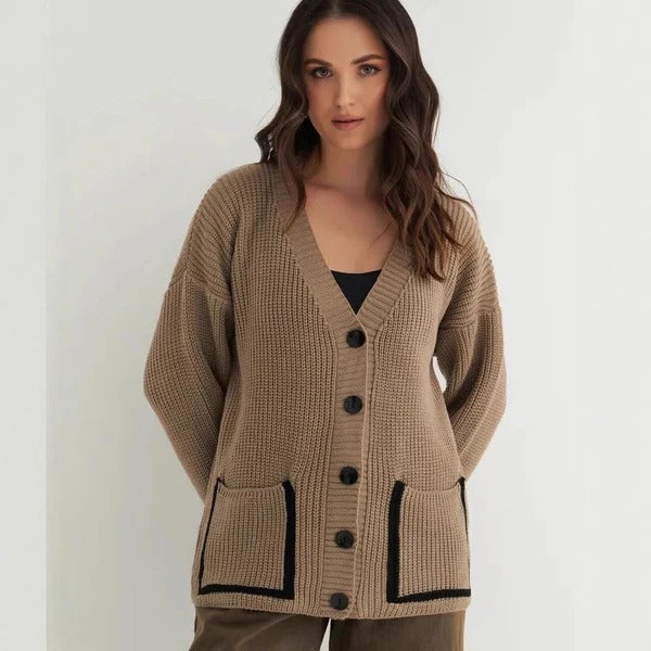 Drune | Strickjacke Gestrickt Lockere Passform Tiefes V-Ausschnitt Paspelierte Taschen