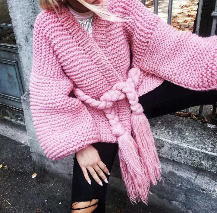 Drune | Strickjacke Grobstrick Übergröße Passform Geflochtenem Taillengürtel Langarm