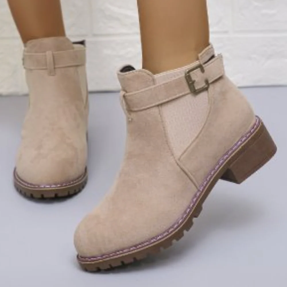 Drune | Stiefeletten - Wildledertextur - Schnallenriemen - Elastisches Panel - Gummierte Sohle
