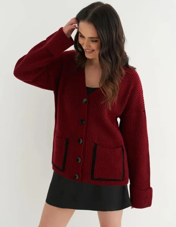 Drune | Strickjacke Gestrickt Lockere Passform Tiefes V-Ausschnitt Paspelierte Taschen