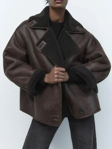 Drune | Lederjacke Übergröße Passform Lammfellkragen und Manschetten Hüftlanger Vintage Stil