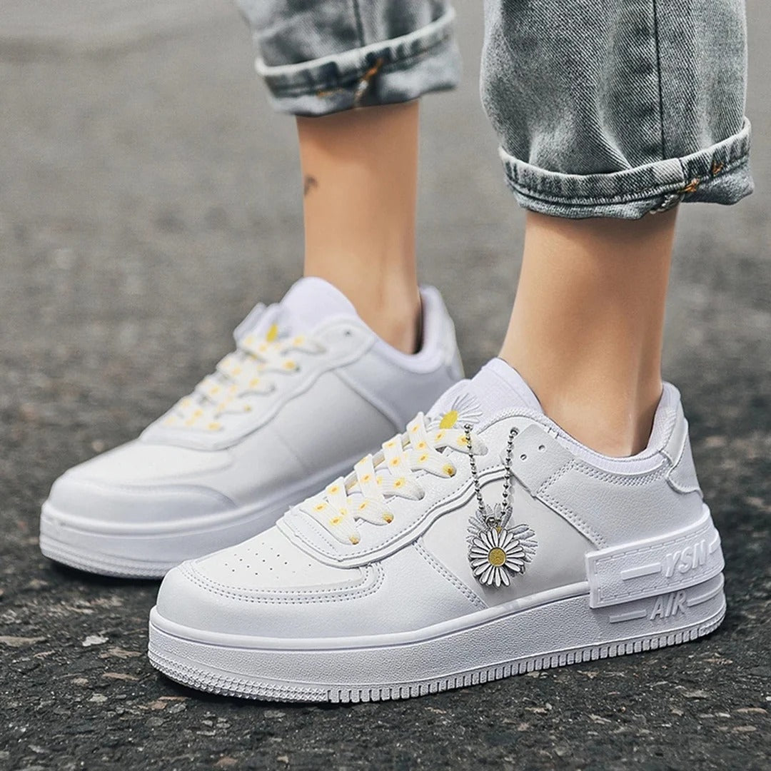Drune | Sneaker Low Top Atmungsaktive Spitze Komfortpassform Lederlook Schnürung