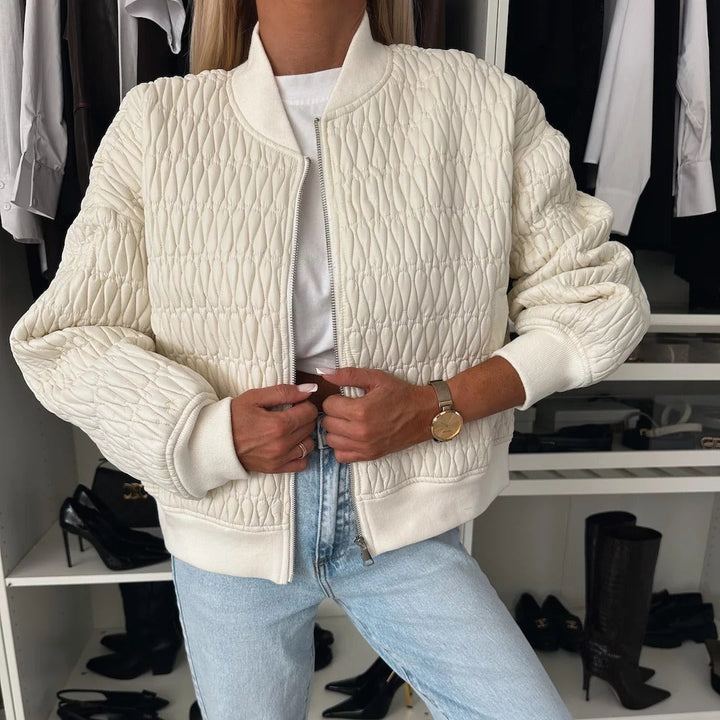 Drune | Jacke Gepolstert Steppkurz Boxy Passform Reißverschluss Rippen Details