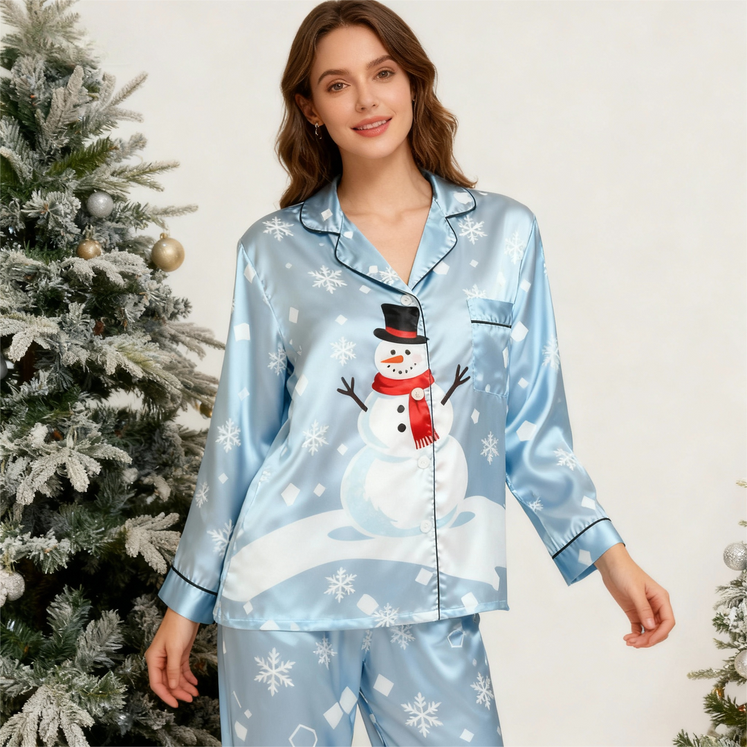 Drune | Holiday Family Button-Up Himmelblau Satin Weihnachten Schlafanzug Set