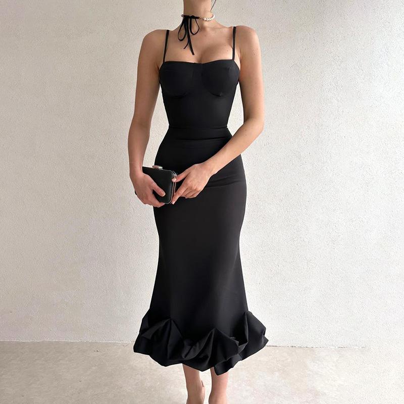 Drune - Elegantes einfarbiges Slipkleid