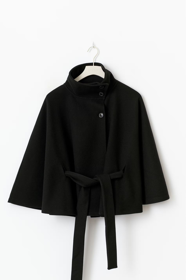 Drune | Elegante Damenjacke mit Gürtel