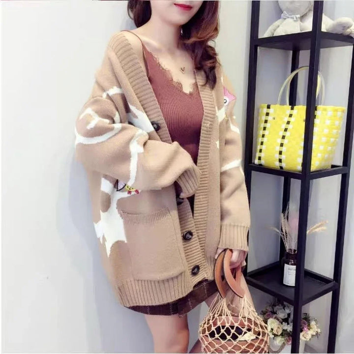 Drune | Strickjacke mit verspieltem Druck und Knopfverschluss
