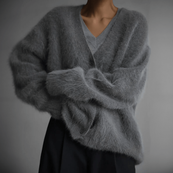 Drune | Cardigan aus samtigem Strick Beige Wärme und Eleganz Cocooning