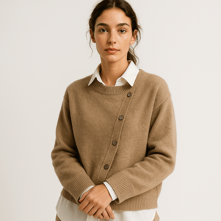 Drune | Cardigan Camel Asymmetrisch Geknöpft Original Weiche & Moderne Masche