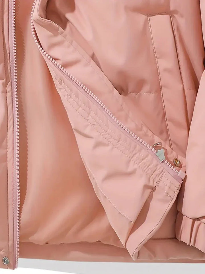 Drune | Kurz geschnittene gesteppte Daunenjacke Rosa Wärme und winterlicher Stil