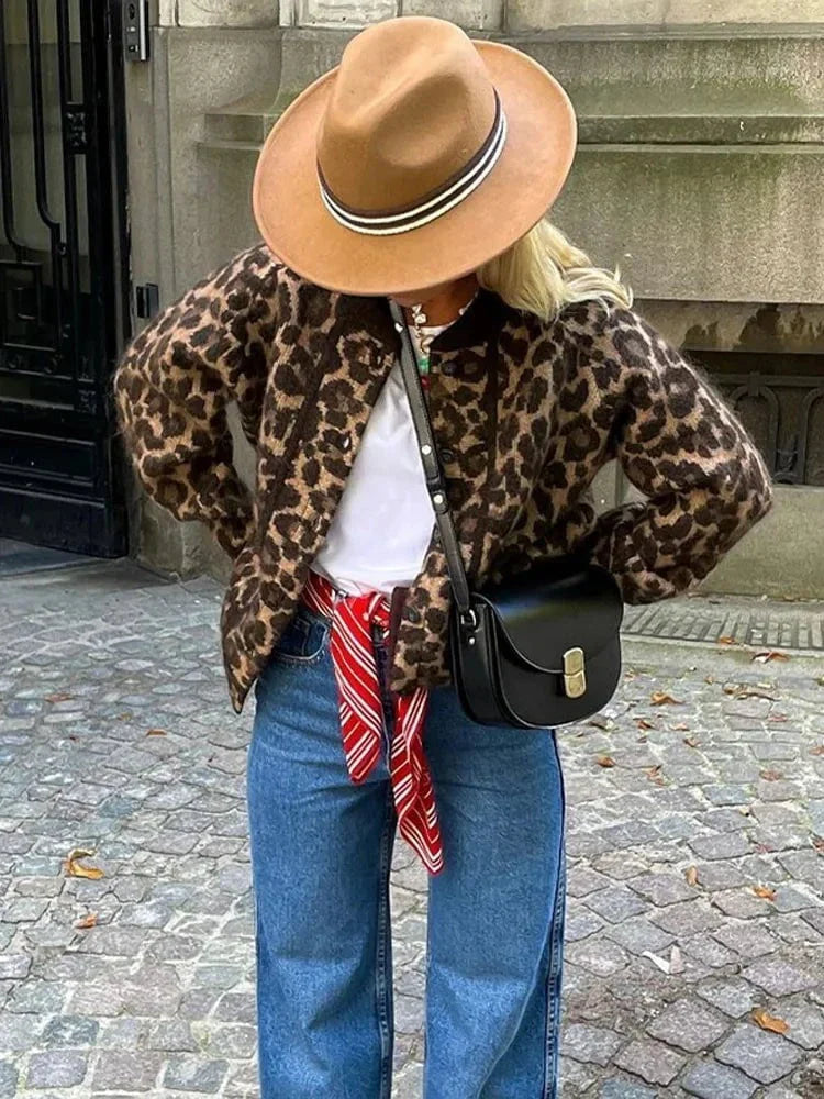 Drune | Leichtes Blouson mit braunem und schwarzem Leopardenmuster, gewagt und urban