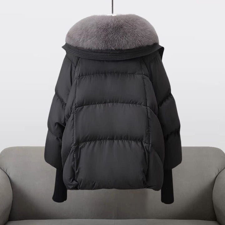 Drune | Kurze Daunenjacke mit elegantem schwarzem Pelzkragen, warm und trendig