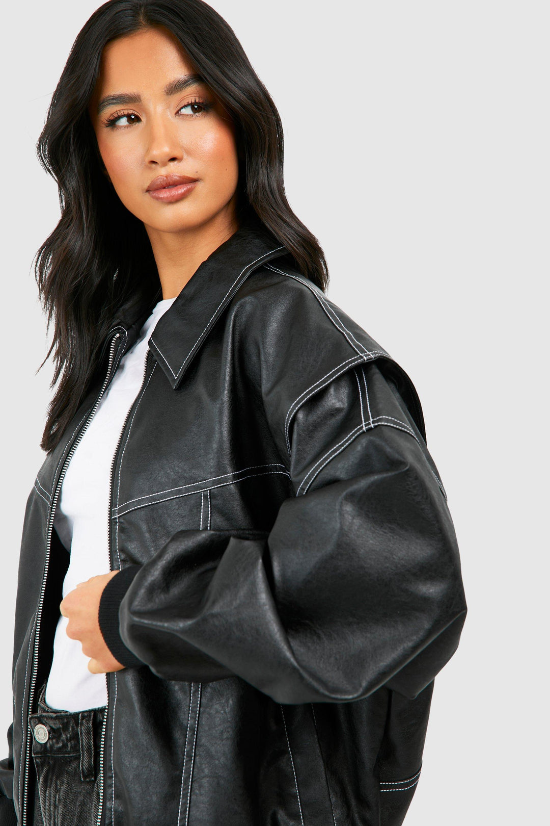 Drune | Oversized Blouson aus Kunstleder im Streetwear-Stil und Mut