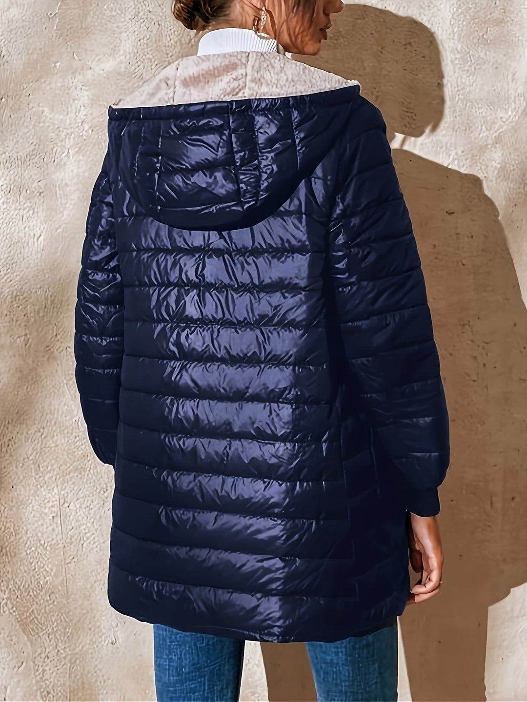 Drune | Leichte Daunenjacke mit Kapuze, bequem, warm und elegant