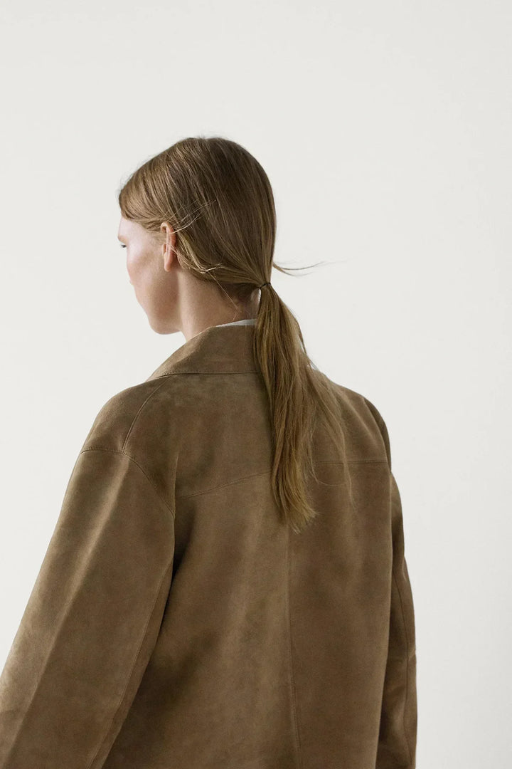 Drune | Kurze Wildlederjacke Eleganz Chic und Trend