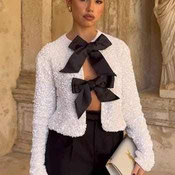 Drune | Kurze Tweedjacke mit eleganten und raffinierten Knoten
