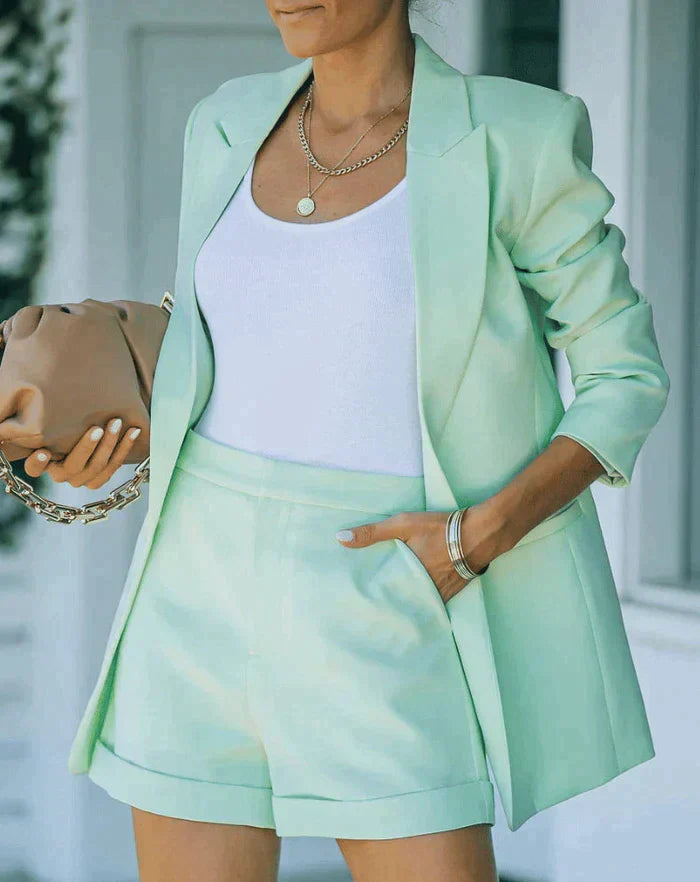 Drune | bunter Blazer & kurzes Set