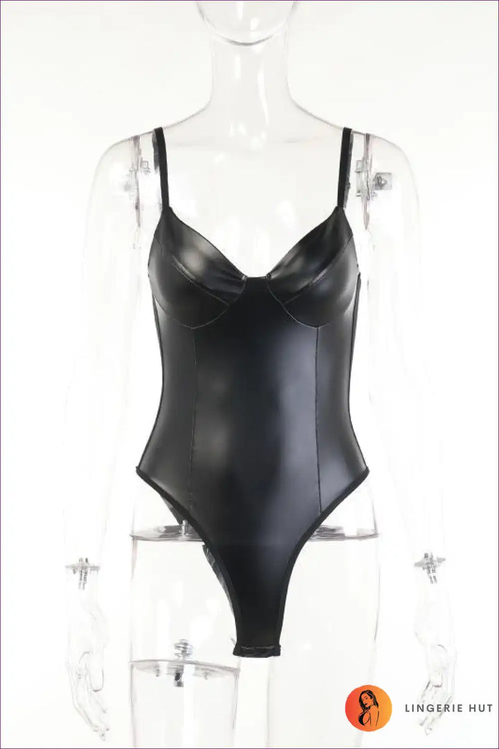 Drune | V-Ausschnitt Lederimitat Body - Elegante Silhouette