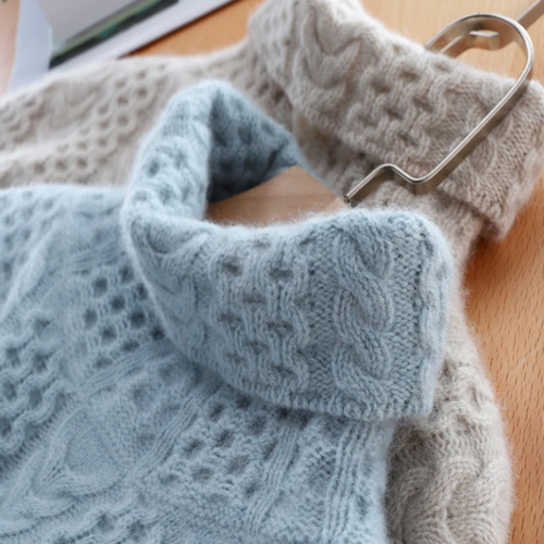 Drune | Luxus Kaschmir Rollkragenpullover mit kariertem Muster